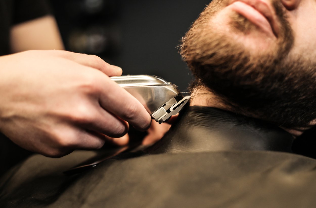 Barber’s hands.